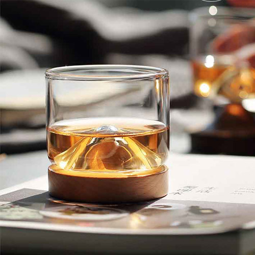 創意小物館 質感茶中有小山木托玻璃茶酒杯 櫸木