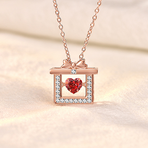 Claire飾品  愛心禮物盒項鍊 玫瑰金