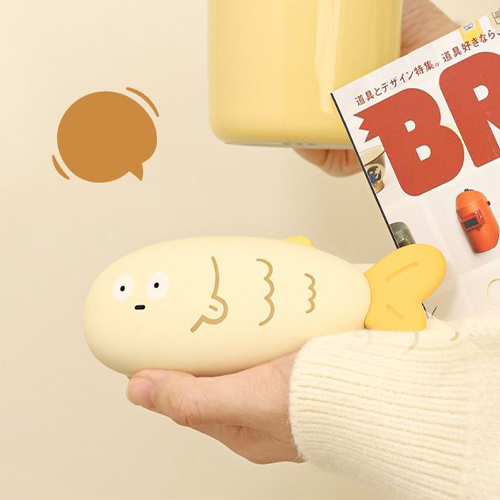 【11/3~12/31秋季85折優惠】創意小物館 摸魚暖手寶 奶油黃