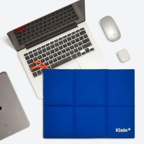 【1/2~8/31冬日特惠85折】創意小物館 克萊因藍14吋平板電腦收納包（附肩帶）