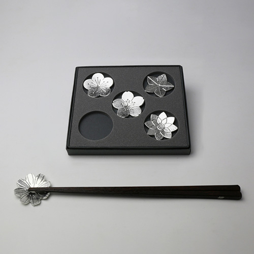 日本能作 純錫筷架 (五入) 有花堪折