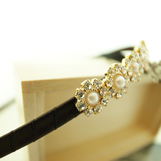 韓國 NaniWorld 珍珠碎鑽氛圍花飾髮箍 #1041 金色