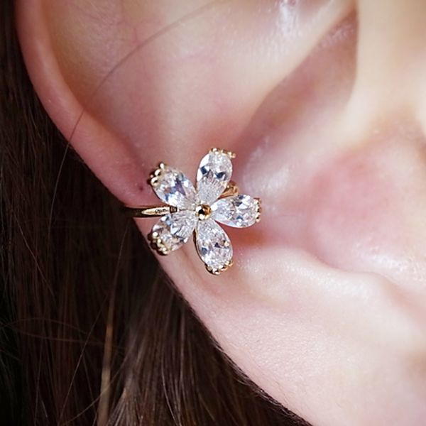 韓國 NaniWorld 鑽石氛圍花朵耳骨夾 #2585 金色