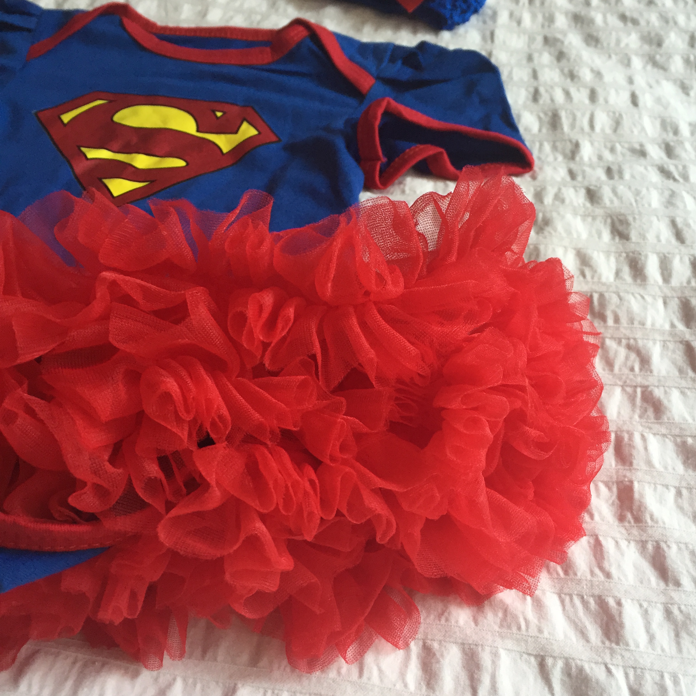 日安朵朵 女嬰精緻雪紡蓬蓬裙連身衣 女超人 Superwoman (短袖款) (0-6個月)