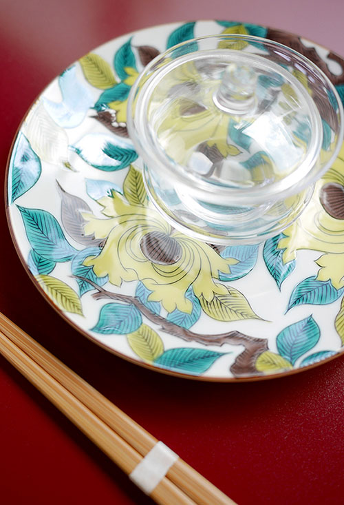日本 九谷青郊窯 彩繪牡丹杯盤組