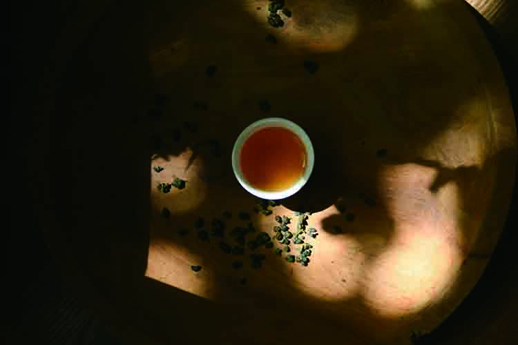 台北綠茶Taipei Green Tea
綠意輕揚，慢啜自然即是日常。
口感：清新梔子花香，醇厚甘爽。