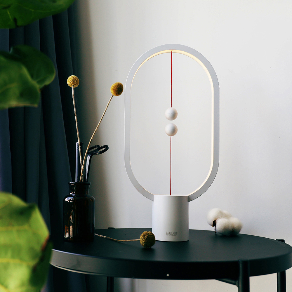 Zan design HengPRO 衡 LED橢圓形檯燈2.0-烤漆款白色