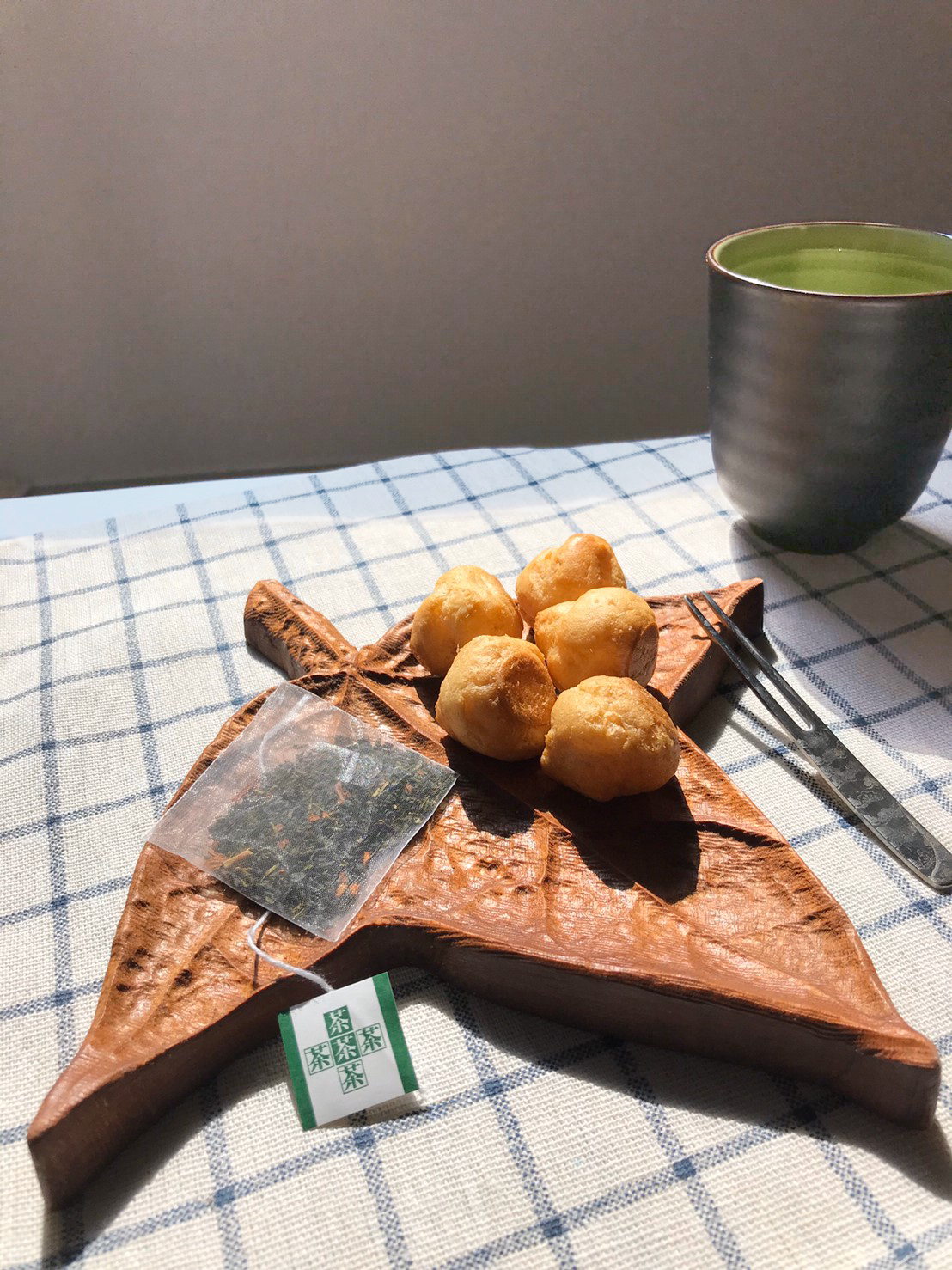 木城工坊 原木楓葉造型茶點盤-楓香