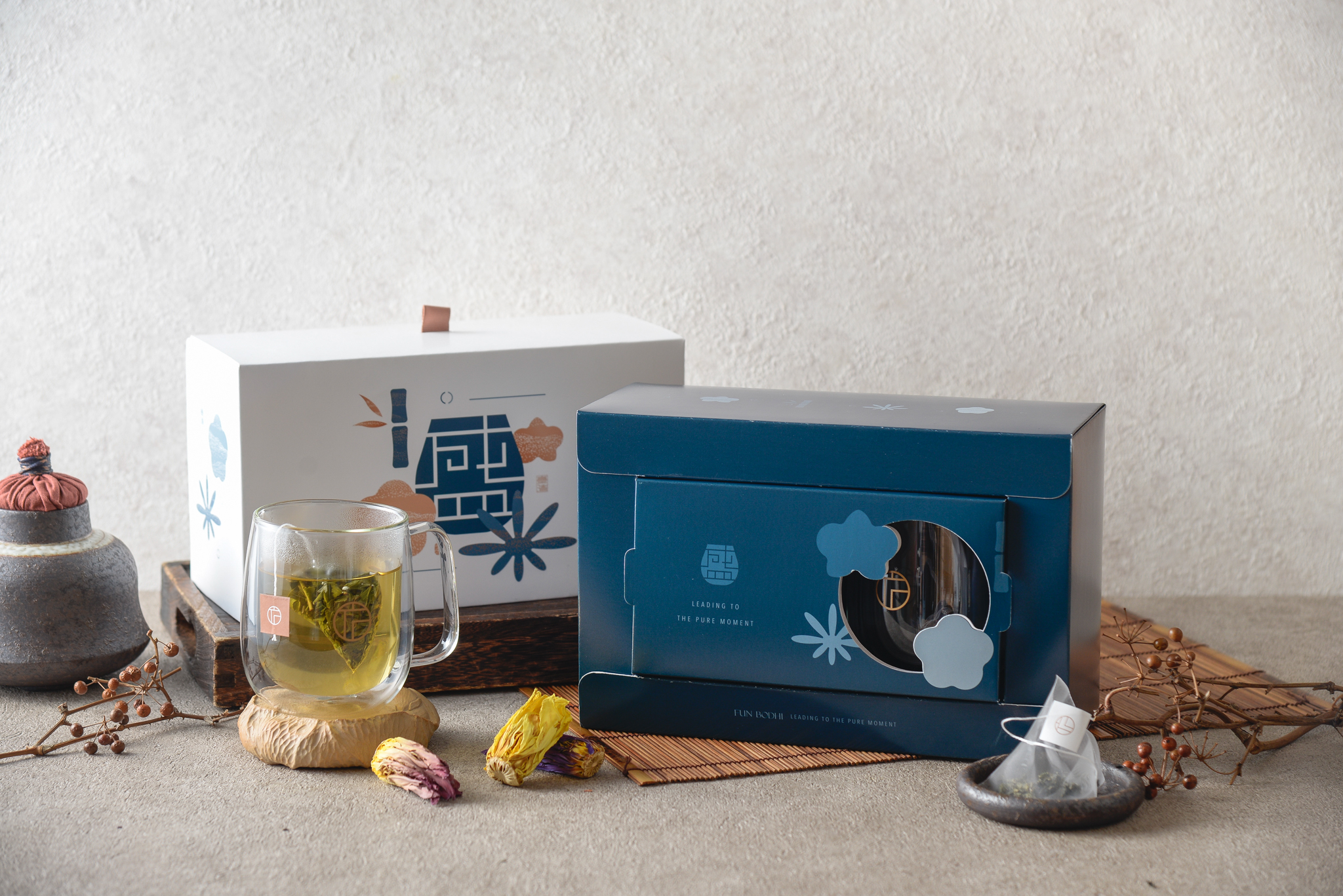 方菩提 『盛』嚴選梨山高山茶包+雙層玻璃杯禮盒組（附提袋）