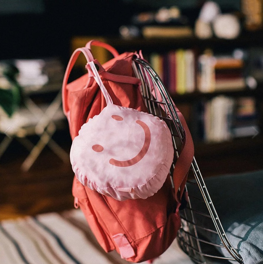 西班牙 DOIY 微笑雨衣 粉紅