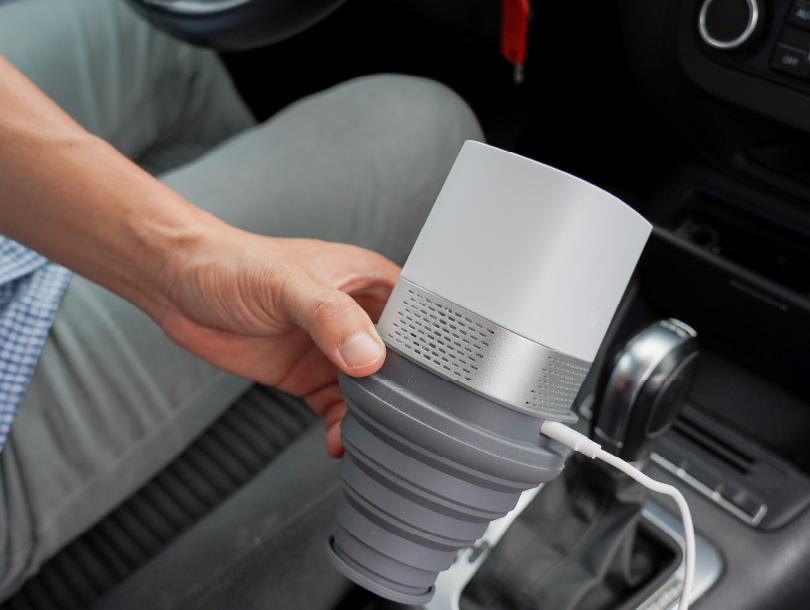 附贈汽車置杯架 可於汽車使用 除甲醛細菌與PM2.5