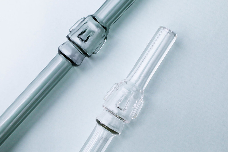 摩艾的五官細節都超可愛，挺拔鼻尖與眉心還有外凸的兩邊耳朵～ 造型面積縮小但精緻度100%