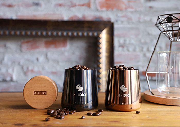 兩個顏色，可裝入不同的食材作為辨識