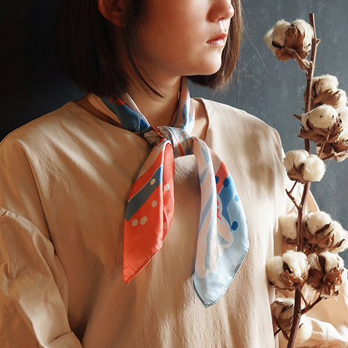 【4/29~5/5期間限定優惠】FERN ONLY 只有蕨蕨戀真絲絲巾(鐵線蕨)