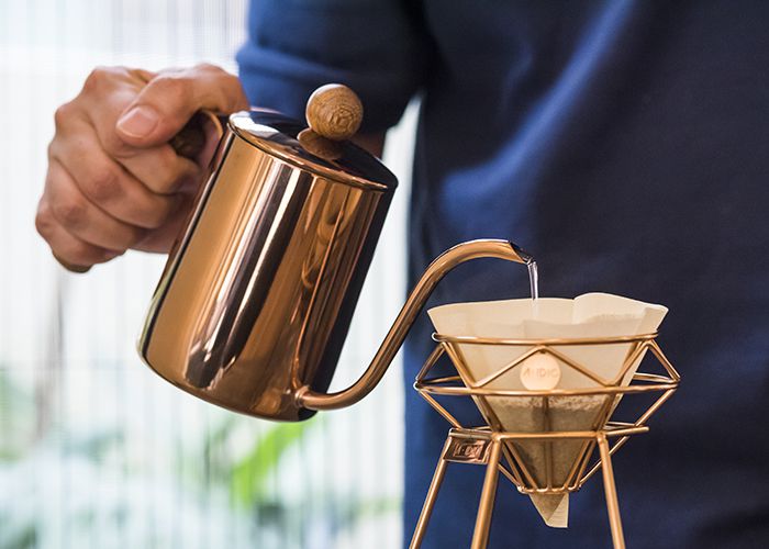 符合力學手柄設計，手感平滑好握拿，可更有效的控制水流速度、流量及方向