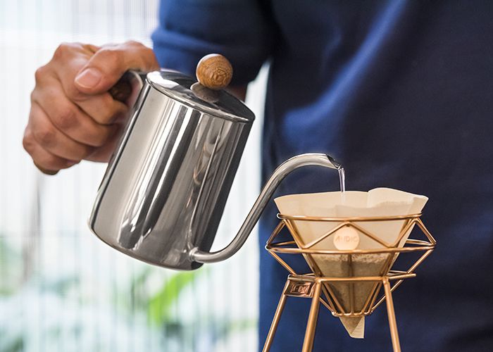 符合力學手柄設計，手感平滑好握拿，可更有效的控制水流速度、流量及方向