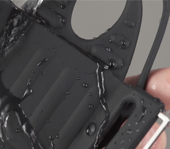 【全件可水洗】 臂帶可拆換直接水洗，避免汗水累積在產品上而滋生細菌的疑慮