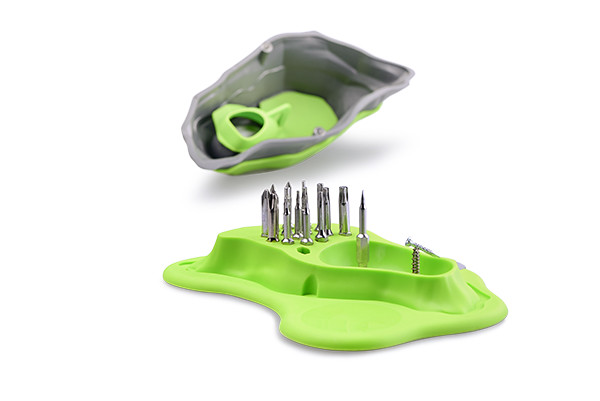 取下的螺絲釘和小零件則能被放置在富有磁力的山谷收納空間，減少遺失、滾走的機率。