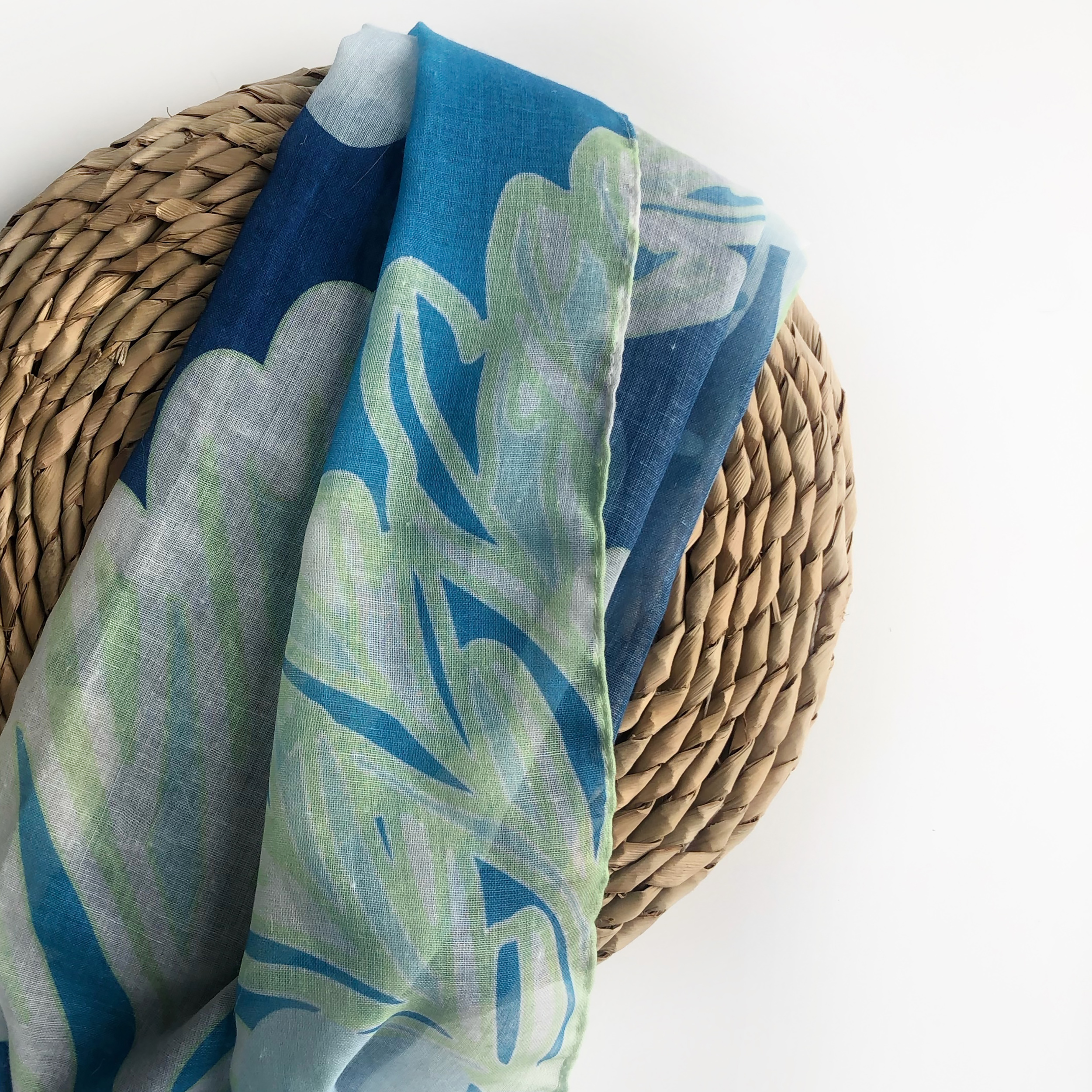 【2/18~2/24期間限定優惠】FERN ONLY 只有蕨蕨印飄逸圍巾2.0(兔腳蕨)