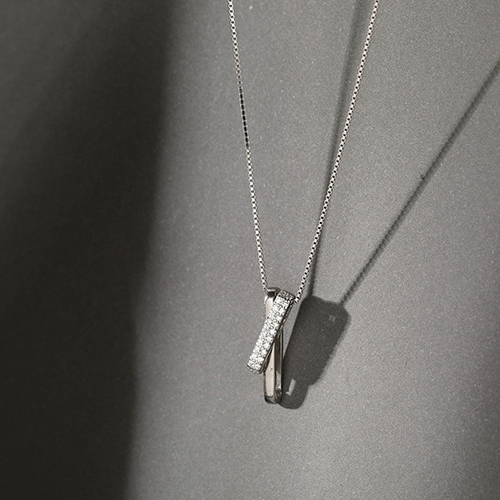 Claire飾品 氣質幾何相扣鋯石項鍊 白金