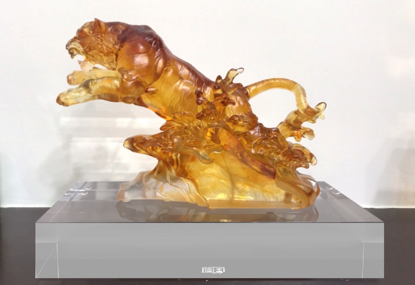 琉璃工房 LIULI 壓克力底座 ( 30x15x5 透明 ) 作品搭配最佳首選