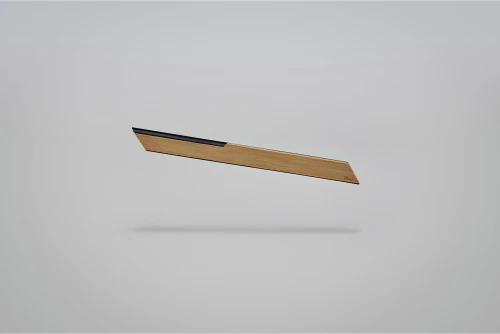 設計特點： 刀尺合一，同時擁有拆信刀與尺的功能，金屬與竹的結合