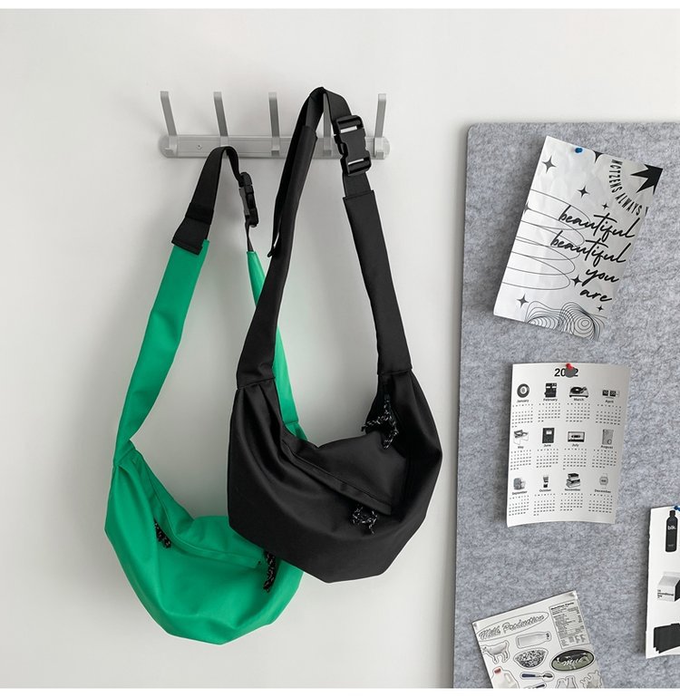 【11/3~12/31秋季85折優惠】家居生活雜貨舖 韓版休閒郵差包 綠色