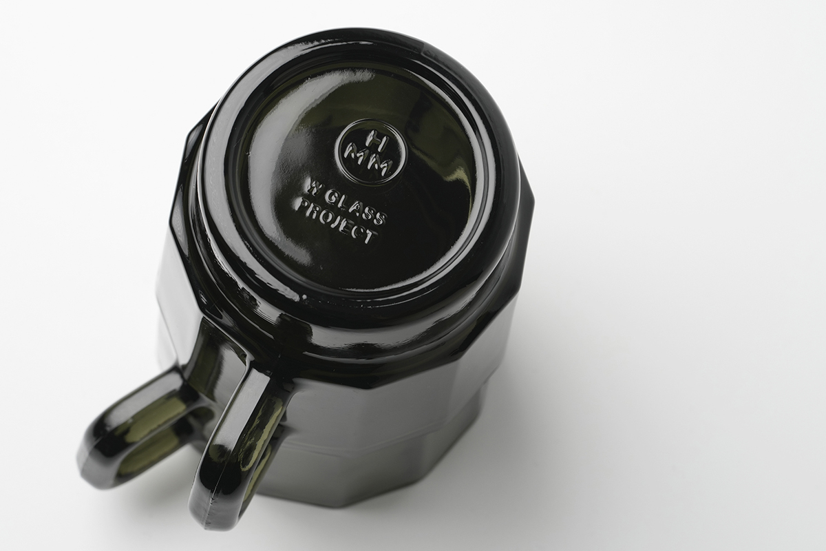 HMM 玻璃杯的使用方式與傳統玻璃相同，耐冷耐熱但不耐溫差變化，硼矽酸玻璃對溫度變化較為敏感，使用時須注意冷熱溫差不要太大，控制在 50ºC 的溫差以內，以減少破裂的狀況產生。