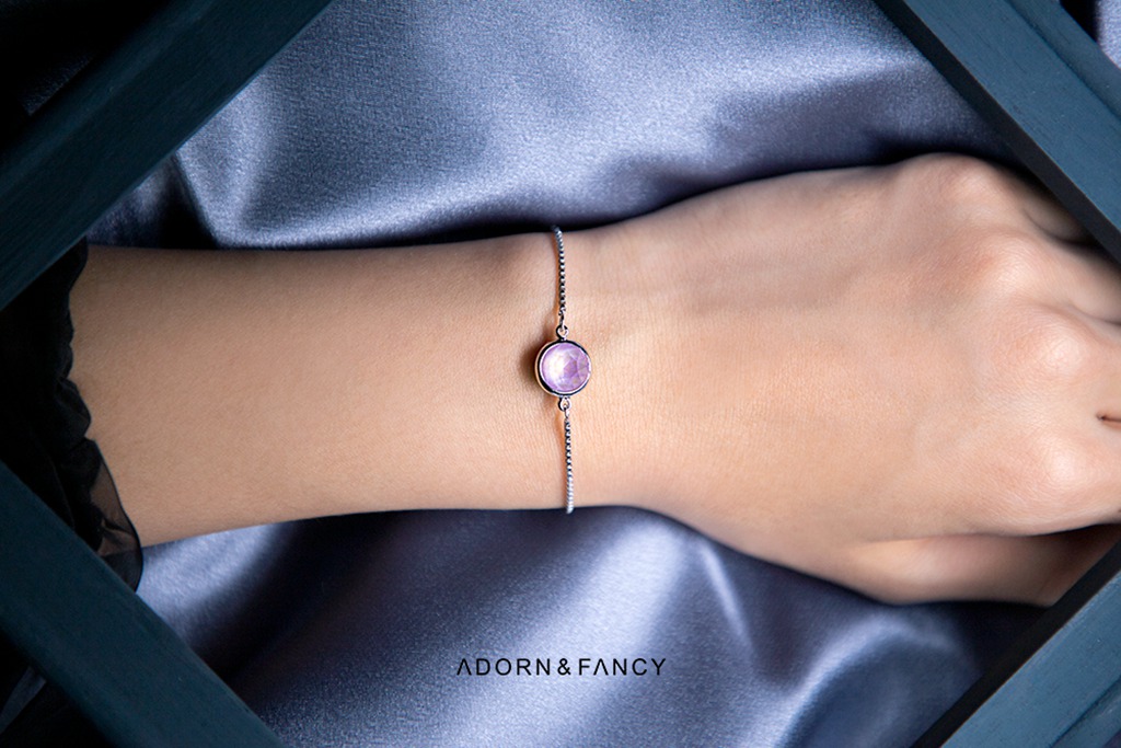 ADORN & FANCY Penelope｜潘妮洛普｜簡約水晶伸縮純銀手鍊(神秘藍彩水晶)