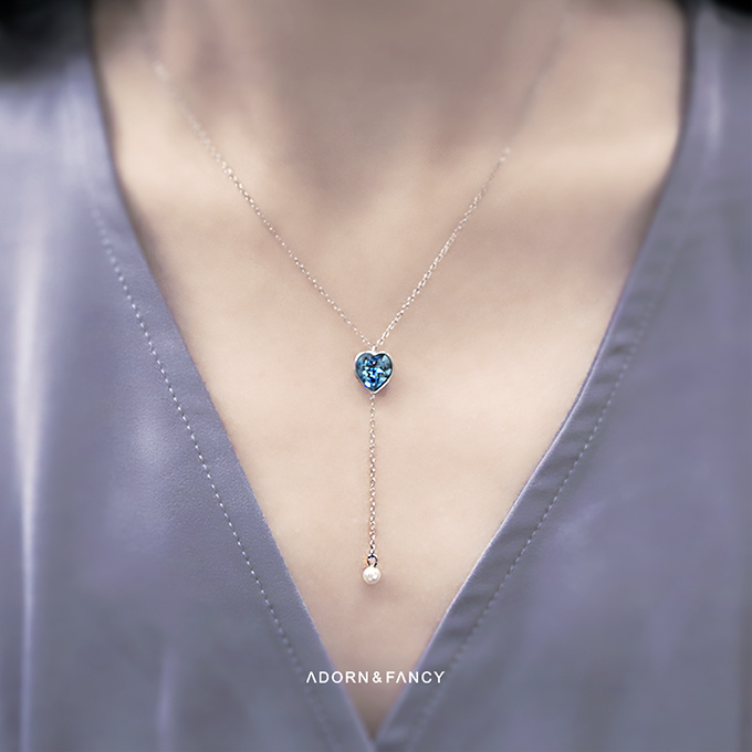 ADORN & FANCY 流冰｜純銀抗過敏藍色愛心水晶Y字鍊