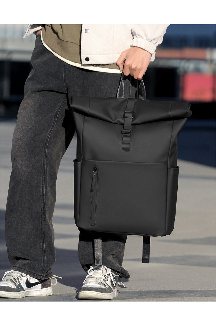 【11/3~12/31冬季85折優惠】創意小物館 捲頂大容量防水背包 黑色