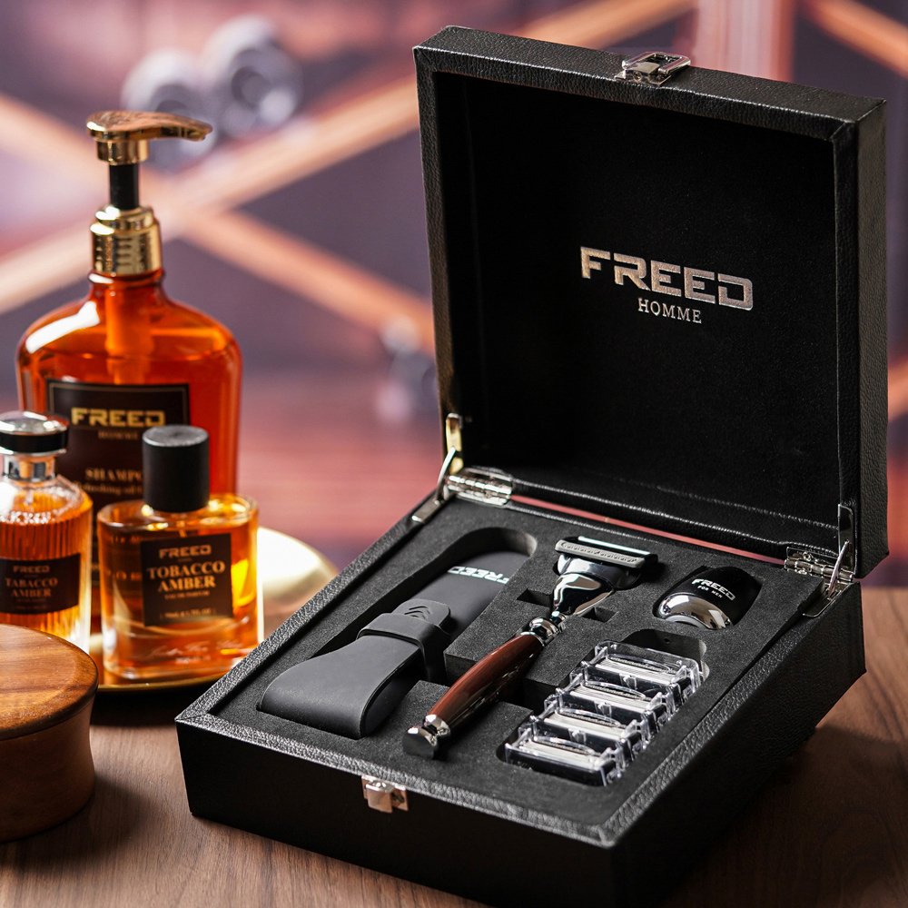 【FREED】 男士輕奢組 - 尊爵四件組五刀刮鬍刀禮盒 +刮鬍露(仿胡桃木+男士極致香氛刮鬍精華露)