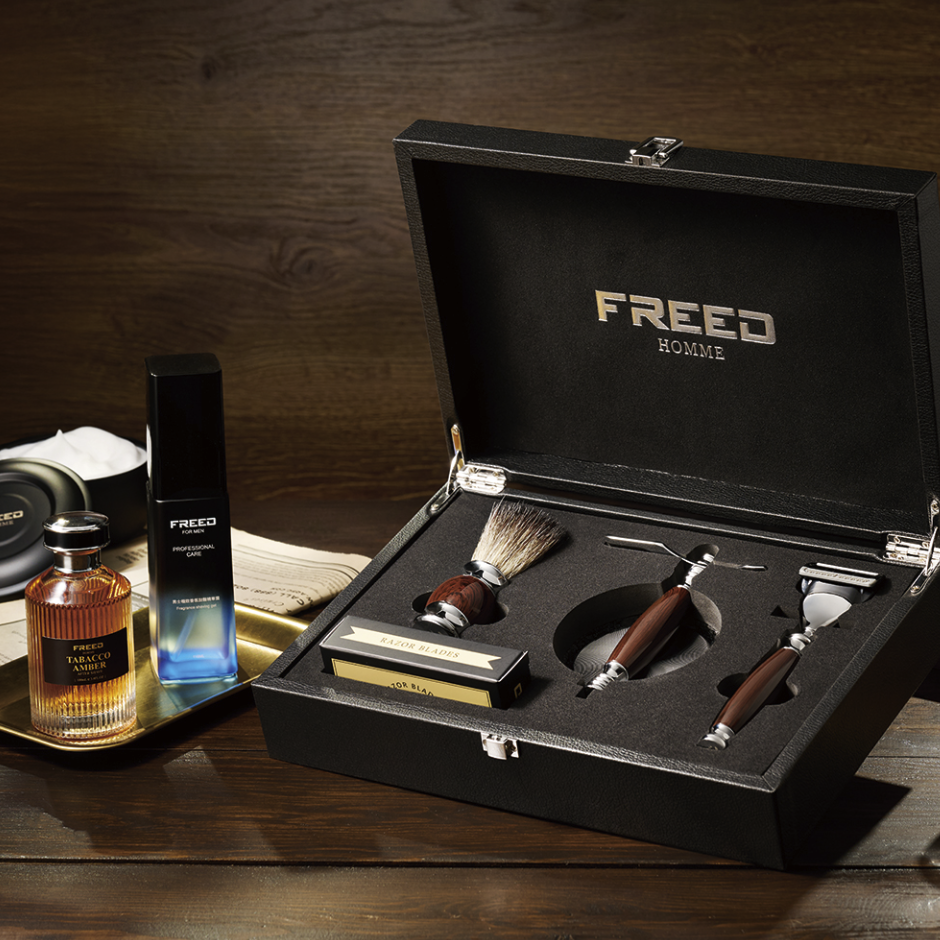 【FREED】 男士五刀式刮鬍刀護理豪華禮盒搭修容套組(仿胡桃木+刮鬍露+菸草琥珀鬍後純露)