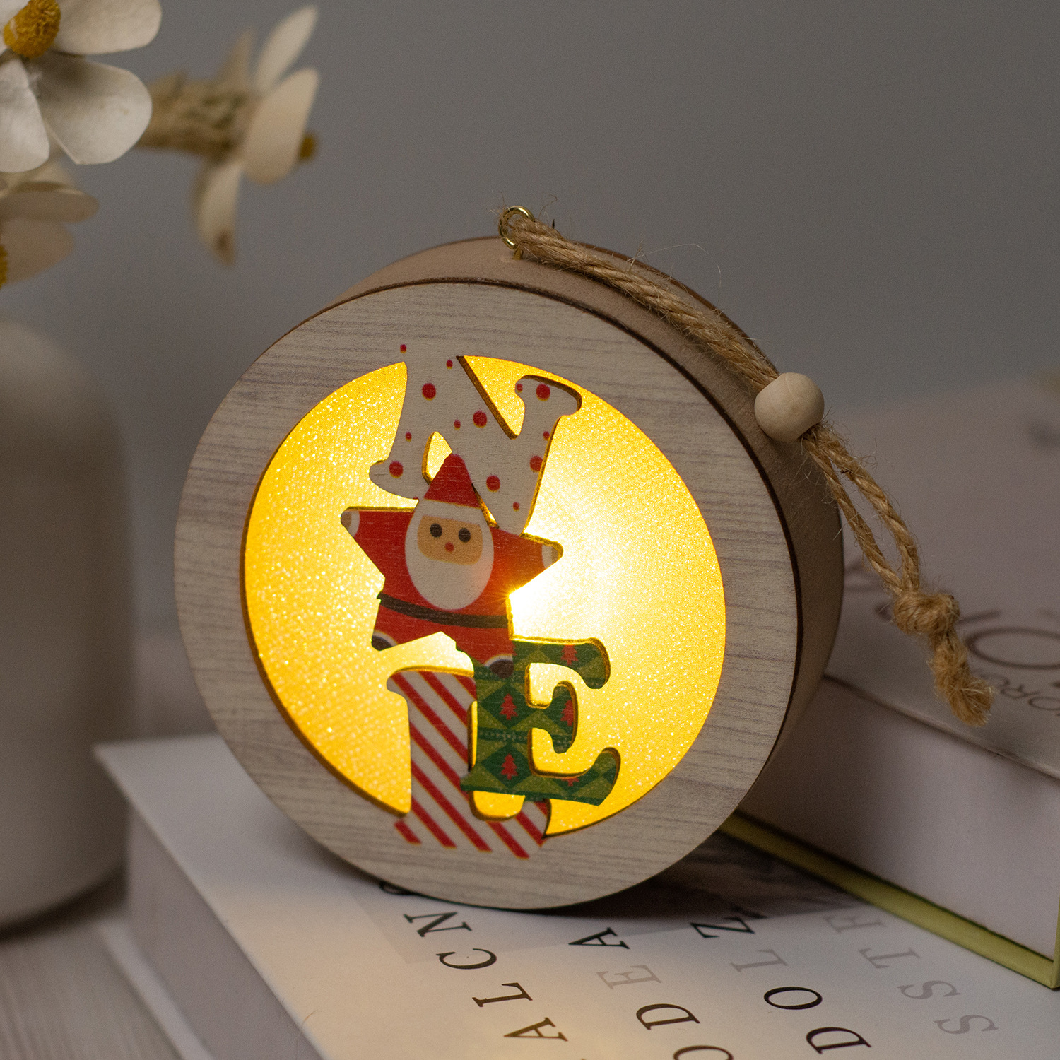 【11/4~12/31聖誕商品B2B優惠】家居生活雜貨舖 聖誕發光木質小掛燈 A款