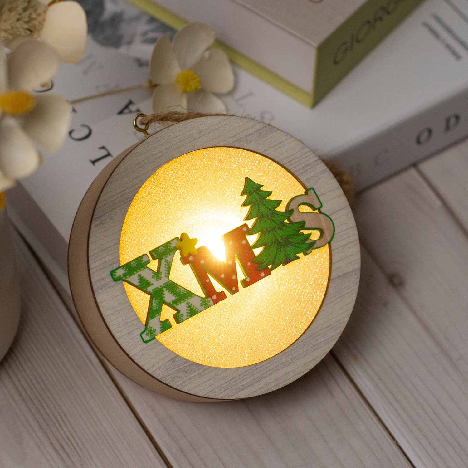 【11/4~12/31聖誕商品B2B優惠】家居生活雜貨舖 聖誕發光木質小掛燈 C款