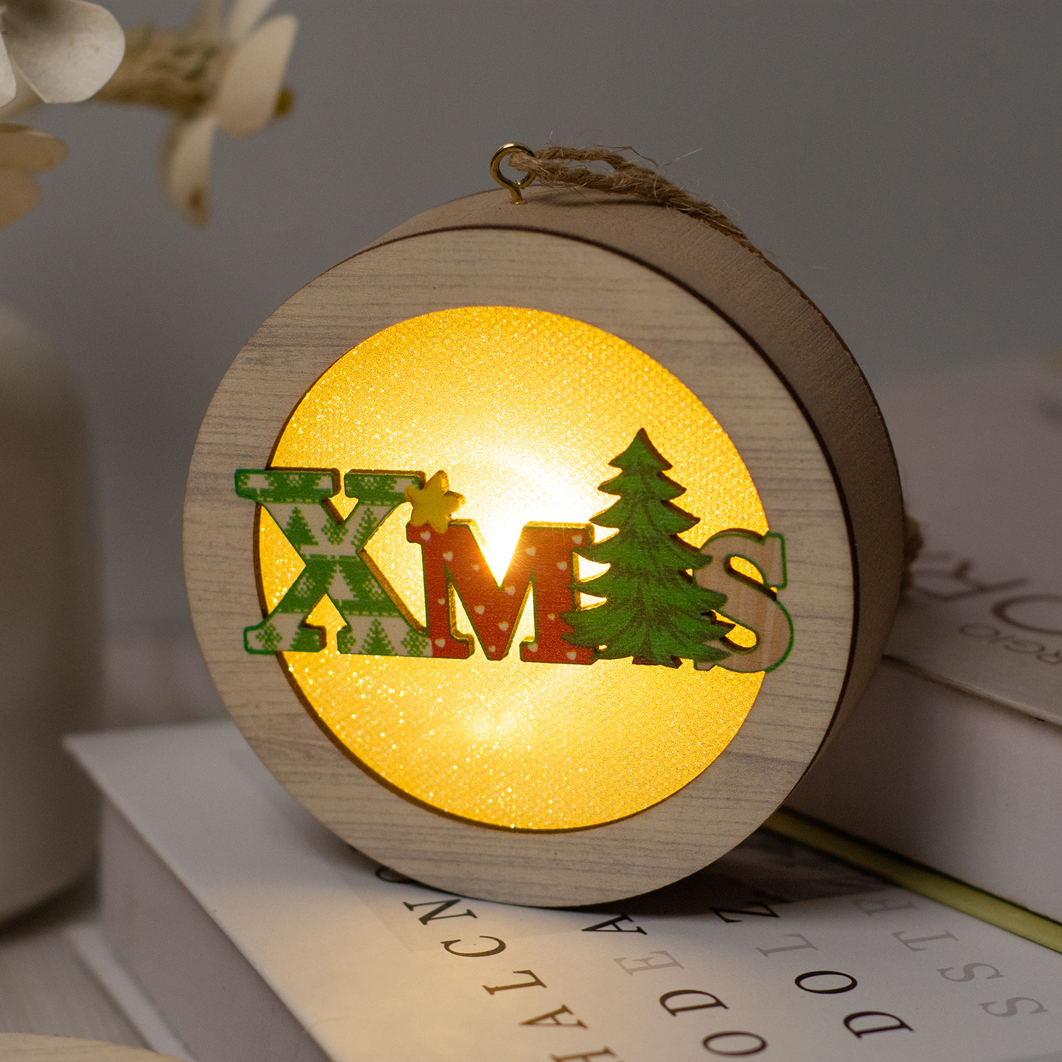 【11/4~12/31聖誕商品B2B優惠】家居生活雜貨舖 聖誕發光木質小掛燈 C款