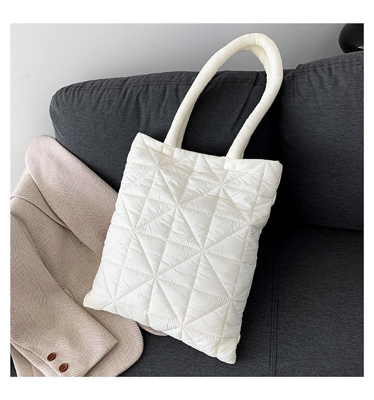 【11/4~12/31聖誕商品B2B優惠】家居生活雜貨舖 大容量雲朵單肩包 棕色