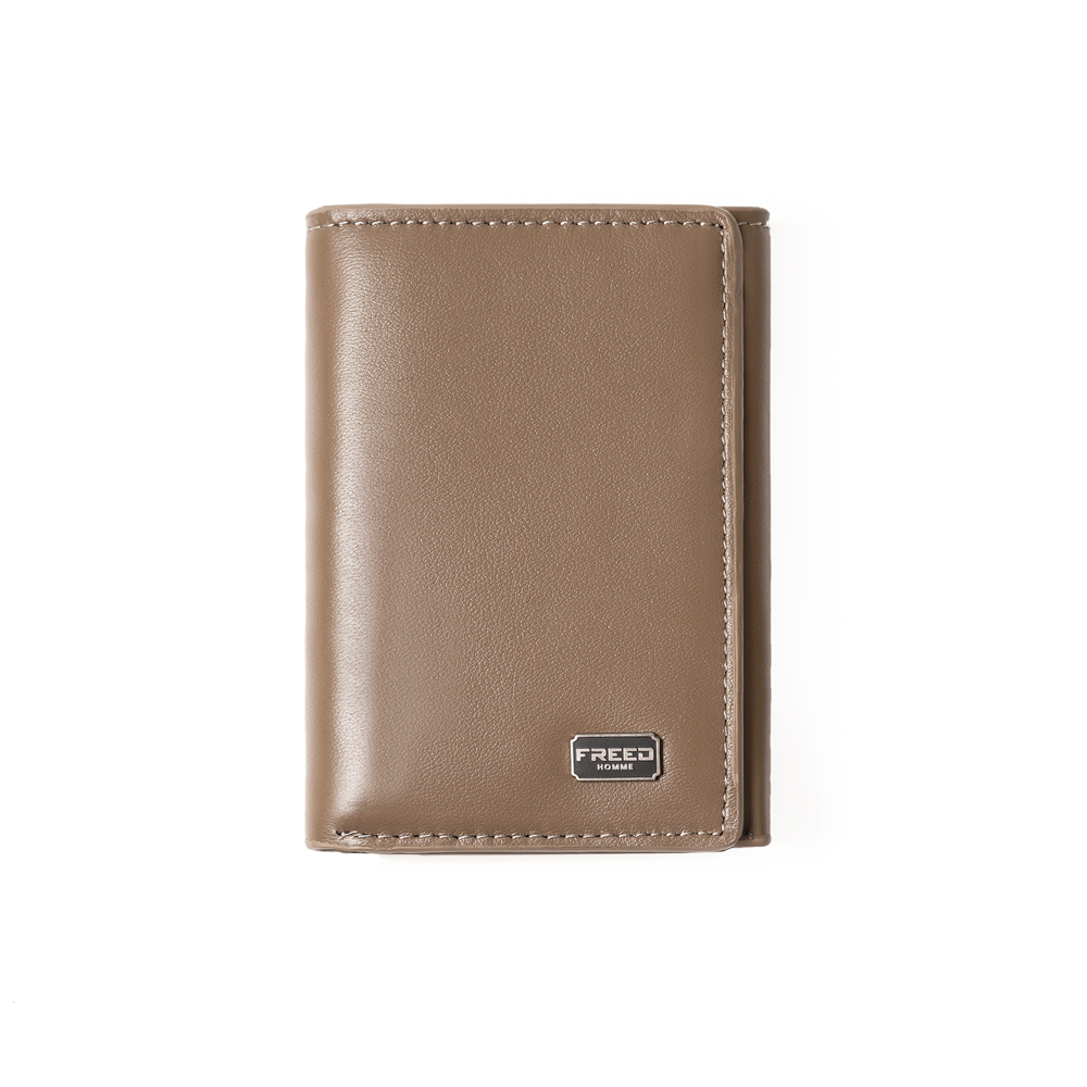 【FREED】紳士極潤頭層納帕(Nappa) 真皮三折短夾 - 沙丘棕