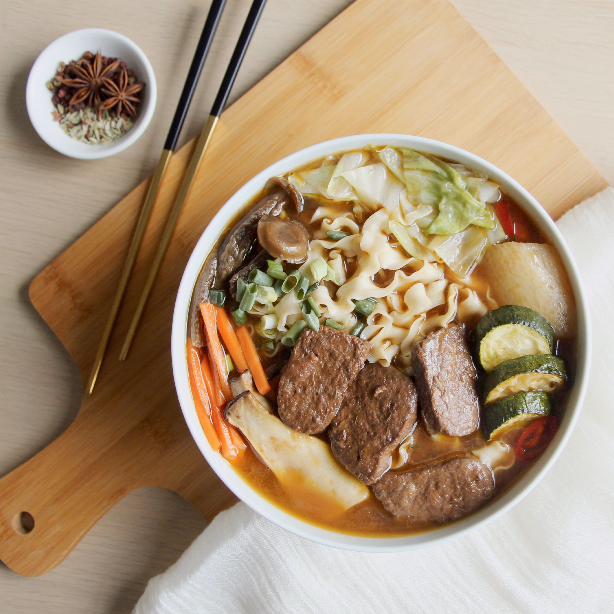 纖宴 vegeking 【簡單纖 4盒】未來牛肉麵任選4盒