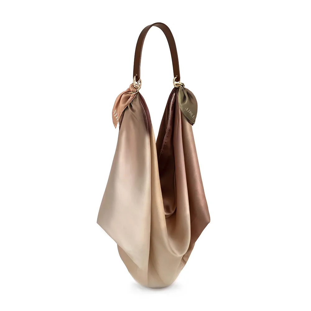 ADOLE Cloud 雲朵漸層絲巾包 霧茶金