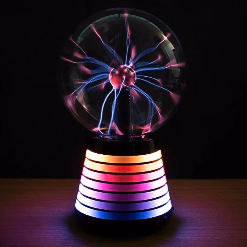 內建 聲音感應器，只要播放音樂、敲桌子或講話， 閃電就會隨著節奏閃爍與延伸： 低音：粗閃電噴出 高音：細絲閃爍跳動 重拍：全場亮起