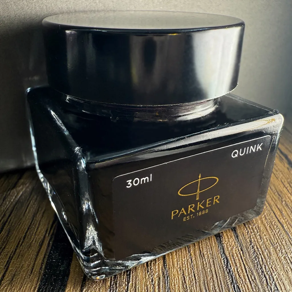 PARKER派克 威雅XL系列 天際藍香檳金夾（限定）鋼筆 墨水禮盒組